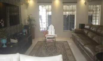 Imagem 3: SOBRADO RESIDENCIA DE 395M² POSSUI 4 DORM (3 SUÍTES), 3 SALAS E 3 VAGAS Á VENDA NA REGIÃO