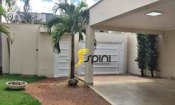 Imagem 4: Casa com 3 dormitórios e 1 suíte à venda, 231 m² por R$ 1.500.000 - Itapema Sul - Uberlând