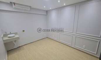 Imagem 2: Casa Comercial Alto da Boa Vista 3 DORM. SENDO 1 SUÍTE, TRANSFORMADOS EM 08 SALAS COMERCIA