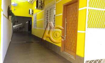 Imagem 4: Imperdível casa na Vila da Penha de três quartos com piscina