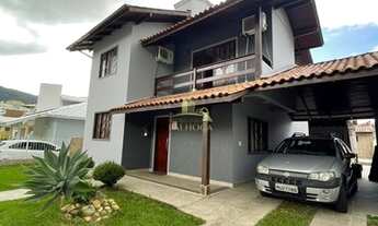 Imagem: Casa à venda no bairro Pedra Branca - Palhoça/SC