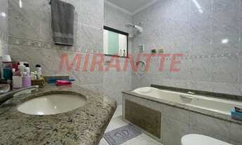 Imagem 3: Sobrado para venda tem 240 metros quadrados com 3 quartos