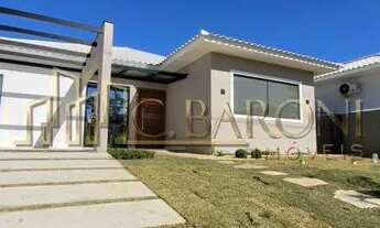 Imagem: Linda casa a venda com 3 quartos e suíte