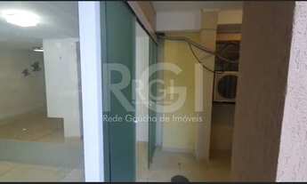 Imagem 4: Casa com dois andares no bairro São João em Porto Alegre/RS, possuindo ambientes bem dispo