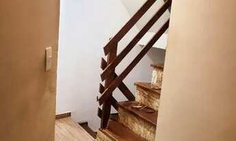 Imagem 4: Casa geminada com terraço