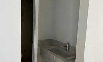 Imagem 4: Casa com projeto contemporâneo de alto padrão. Sala com pé direito duplo (integrado com a