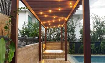 Imagem 4: Água Cristal, Linda casa, nova, 5 suítes sendo 01 máster com sacada e sala de banho com ba