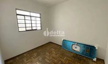 Imagem 4: Casa para aluguel, 3 quartos, 2 suítes, 2 vagas, Tabajaras - Uberlândia/MG