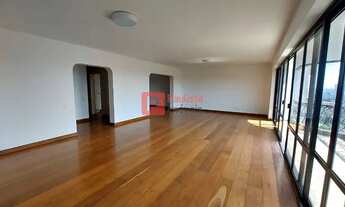 Imagem 7: **Apartamento para alugar em Condomínio Clube, 337 m² de área útil por R$ 12.000,00/mês