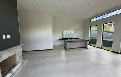 Imagem 12: Secretário (Condomínio) - Casa nova