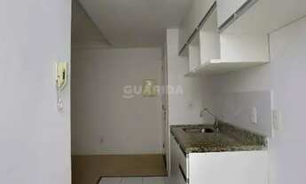 Imagem 7: Apartamento de 3 dormitórios, sendo 1 suíte com ventilador de teto, no bairro Humaitá