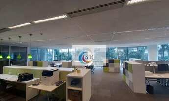 Imagem: Conjunto comercial de 485,46 m² com 13