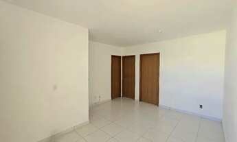 Imagem: Casa à venda com três quartos no condomínio