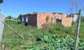 Imagem: VENDE-SE TERRENO COM FUNDAÇÃO PRONTA