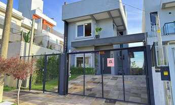 Imagem: Casa moderna com 3 dormitórios com pátio