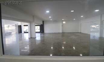 Imagem: Loja comercial na avenida Juscelino Kubitscheck