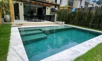 Imagem 2: Casa no condomínio CANTO DA MATA para venda com 4 quartos, sendo 4 suítes , 220m²