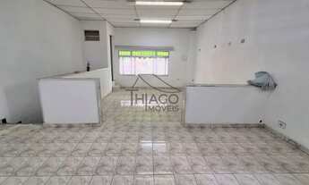 Imagem 4: Excelente casa comercial nos altos de 65 m² na Vila Carmosina, com salão amplo, 3 salas, f