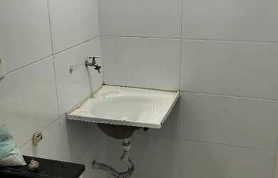 Imagem 3: Alugo Apartamento 2/4 no Res. Central Park