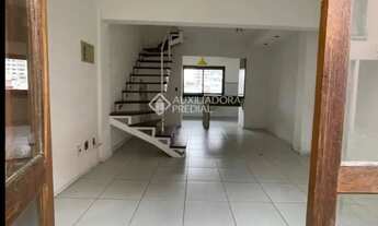 Imagem 2: Imóvel para venda possui 66 metros quadrados com 2 quartos em Jardim do Salso - Porto Aleg