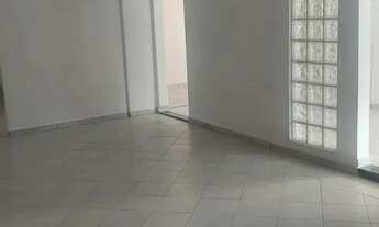 Imagem 2: Sobrado para aluguel e venda possui 180 metros quadrados com 3 quartos