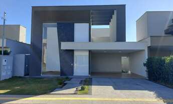 Imagem 2: Casa Térrea com 3 suítes plenas no Jardins Lisboa