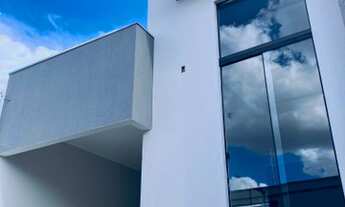 Imagem: Aluguel de Casa com 3 Quartos, sendo 1 suíte