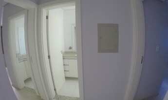 Imagem 6: Apto bem central com 02 quartos e garagem para 02 carros R$ 545.000,00