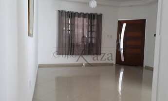 Imagem 2: Casa no Morumbi com 3 Dormitórios (1 Suíte), 2 Vagas e Cozinha Americana! Térrea!