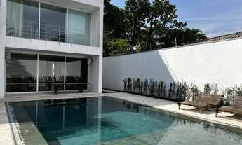 Imagem 2: Casa Jd América - local nobre- aluguel ou venda possui 850 metros quadrados com 3 quartos