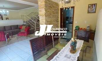 Imagem 7: Casa de condomínio para venda possui 225 metros quadrados com 3 quartos