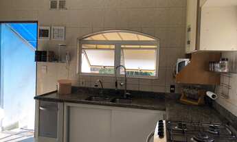 Imagem 6: Sobrado reformado com 03 quartos , ambiente com Lareira