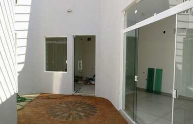 Imagem 7: Galeria Comercial - 8 salas comerciais