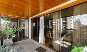 Imagem 7: Apartamento à venda no miolo do Cambuí em Campinas, amplo, 4 suítes , 3 vagas de garagens