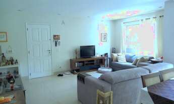 Imagem 2: LINDO, REFORMADO, REPLETO DE ARMÁRIOS, CONFIRA