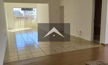 Imagem 3: Apartamento próximo da Beira Mar, tem 140 metros quadrados com 2 Suítes