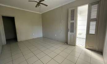 Imagem 7: Casa Há aproximadamente 500 metros da igreja de Fátima