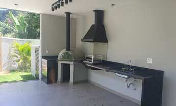 Imagem 2: Casa para venda tem 385 metros quadrados com 4 quartos em Itaipava - Petrópolis - RJ