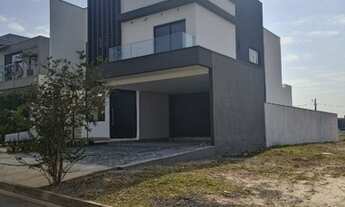 Imagem 2: Vende-se sobrado no Condomínio Florais da Mata em Várzea Grande-MT