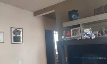 Imagem 3: Apartamento para venda possui 50 metros quadrados com 2 quartos em Irajá - Rio de Janeiro