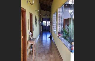 Imagem 2: Casa de condomínio sobrado para venda tem 550 metros quadrados com 4 quartos