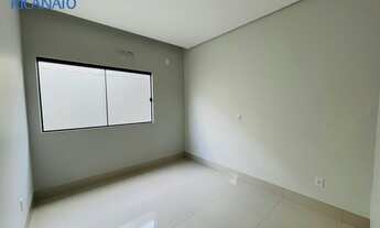 Imagem: CASA COM 03 QUARTOS SENDO UMA SUÍTE NA