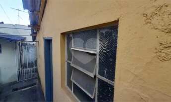 Imagem 3: Casa térrea antiga na Parada Inglesa