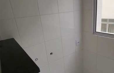 Imagem 2: Apartamento 2 dormitórios com ótima localização em São Vicente