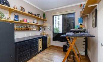 Imagem 4: Apartamento para venda possui 193 metros quadrados com 4 quartos em Vila Uberabinha - São