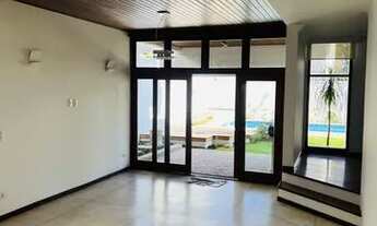 Imagem 7: Casa de condomínio para aluguel e venda tem 288 metros quadrados com 4 quartos