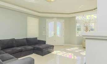 Imagem: PORTO ALEGRE - Casa Padrão - Morro Santana