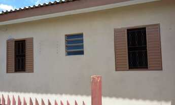 Imagem: Casa de fundos com 2 quartos