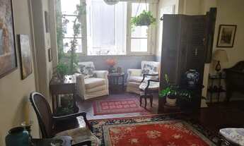 Imagem 2: Apartamento para venda possui 140 metros quadrados com 3 quartos em Copacabana - Rio de Ja