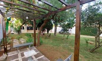 Imagem 5: Casa de condomínio sobrado para venda possui 350 metros quadrados com 5 quartos